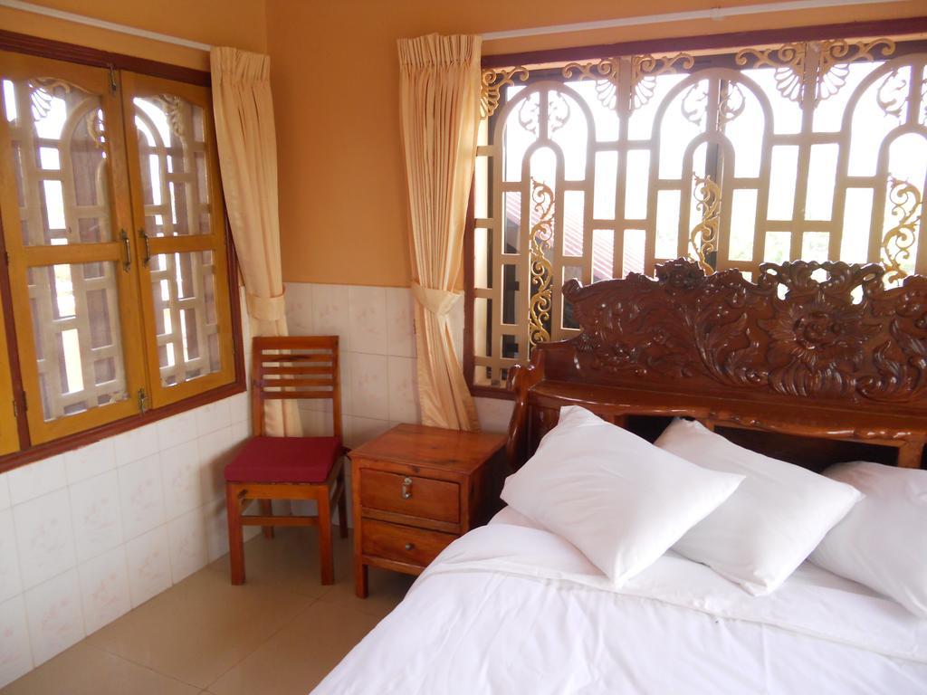 Hotel Kampot Manor Pokój zdjęcie