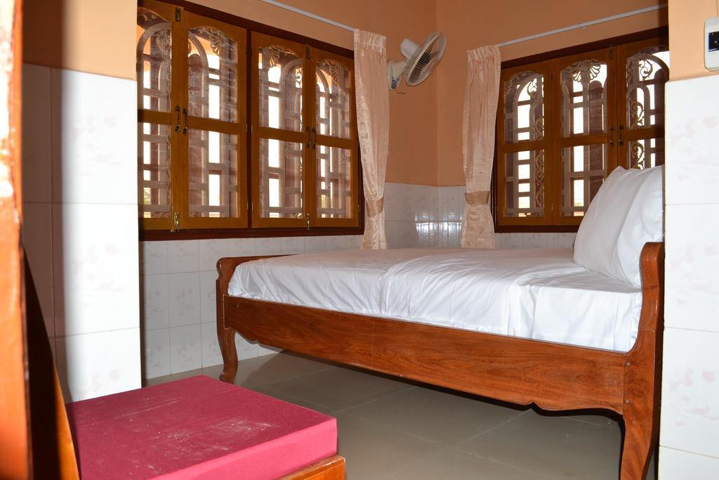 Hotel Kampot Manor Pokój zdjęcie