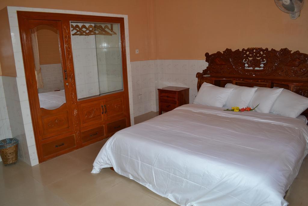 Hotel Kampot Manor Pokój zdjęcie