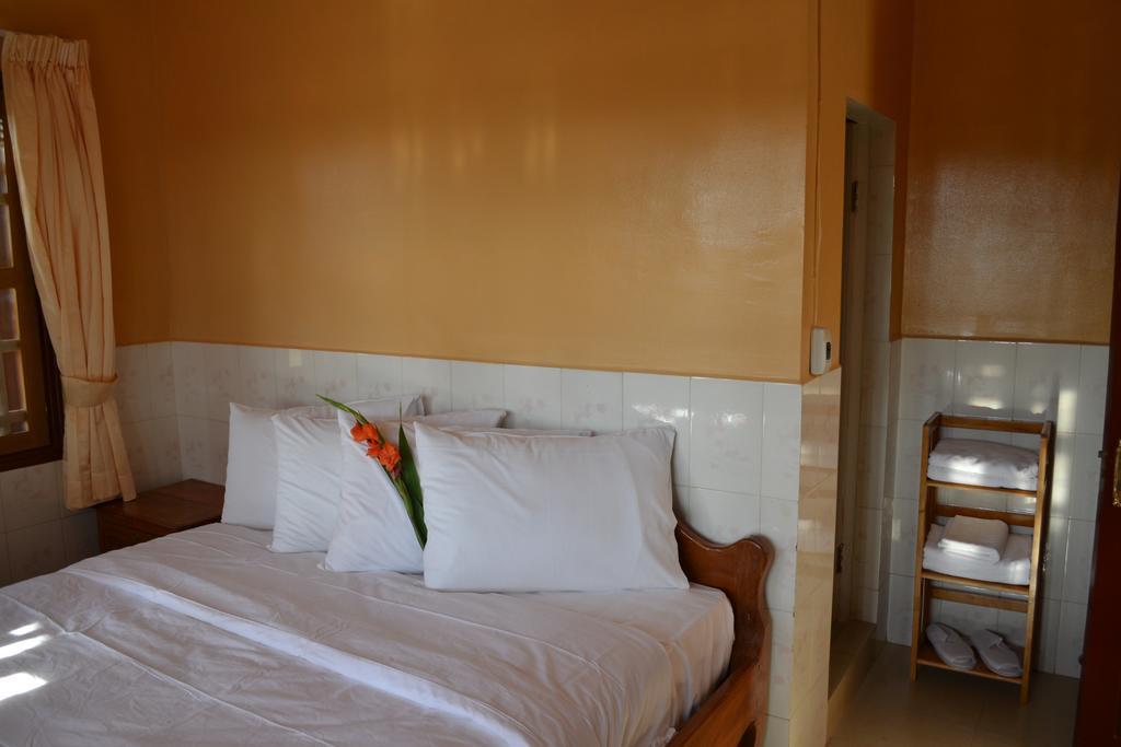 Hotel Kampot Manor Pokój zdjęcie