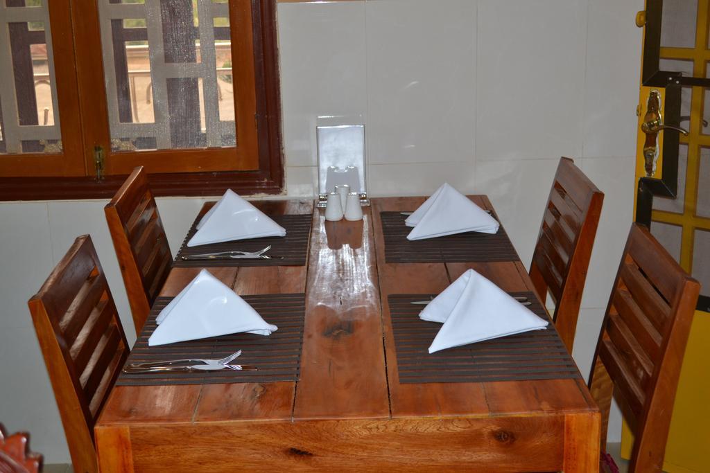 Hotel Kampot Manor Zewnętrze zdjęcie